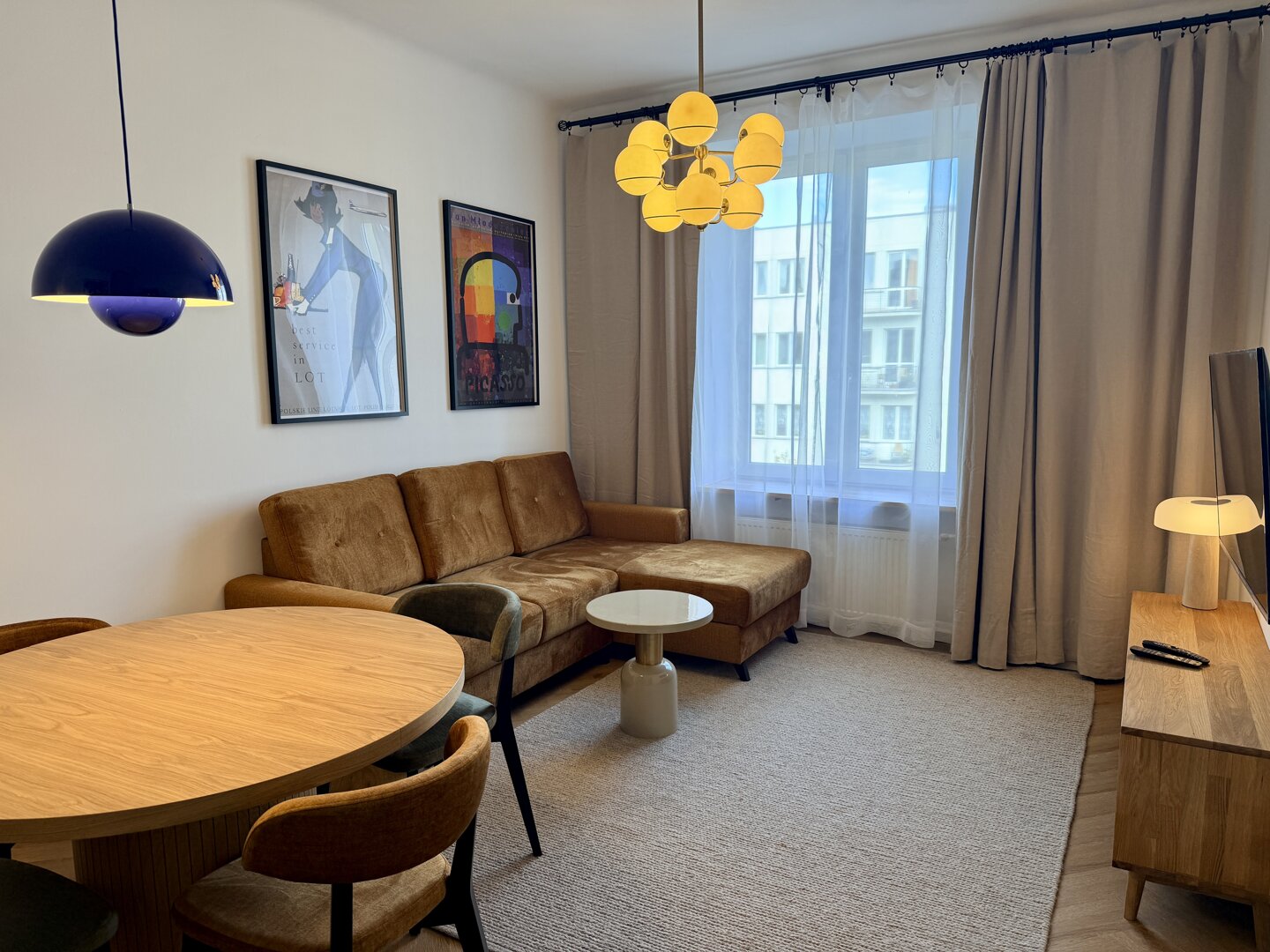 Modern Oasis Filtrowa by OhMyHome